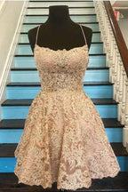 Vestido corto de fiesta azul de encaje con tirantes finos y espalda cruzada, corte en A, PD259
