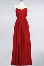 Vestido largo de noche de gasa con volantes, escote corazón, tirantes finos, corte en A y mangas largas. Ideal para damas de honor.