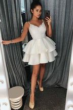 Vestido corto de satén con tirantes finos, corte en A y volantes, estilo baile de bienvenida, con encaje PD025
