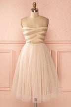 Vestido de fiesta de bienvenida PD137, corte en A, sin tirantes, largo hasta la rodilla, de tul con escote corazón