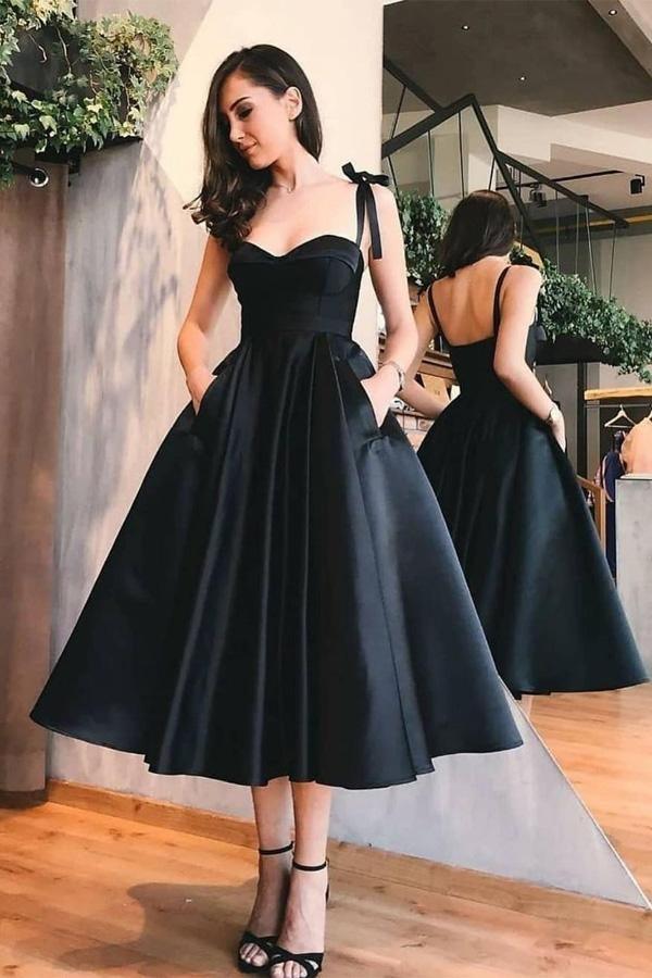 Vestido de fiesta azul celeste satinado con tirantes y corte en A hasta la pantorrilla con bolsillos PD057