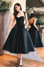 Vestido de fiesta azul celeste satinado con tirantes y corte en A hasta la pantorrilla con bolsillos PD057