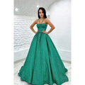 Vestido de fiesta sin mangas con tirantes, cinturón de lentejuelas y corte en A