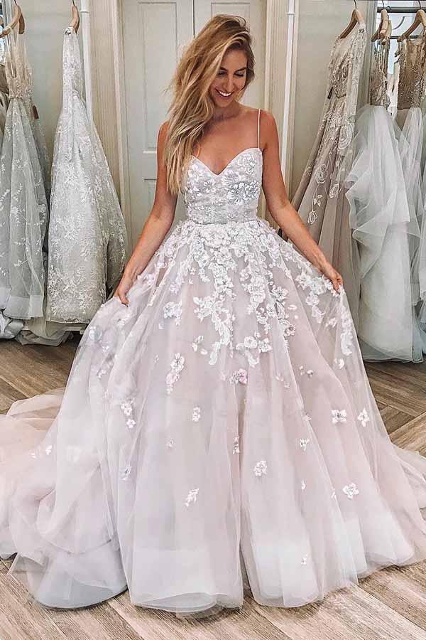 Vestido de novia largo de tul con escote corazón, tirantes y apliques, corte en A, WD369