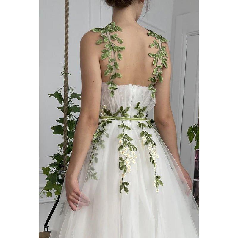 Vestido de fiesta formal sin mangas con tirantes, apliques de tul y corte en A