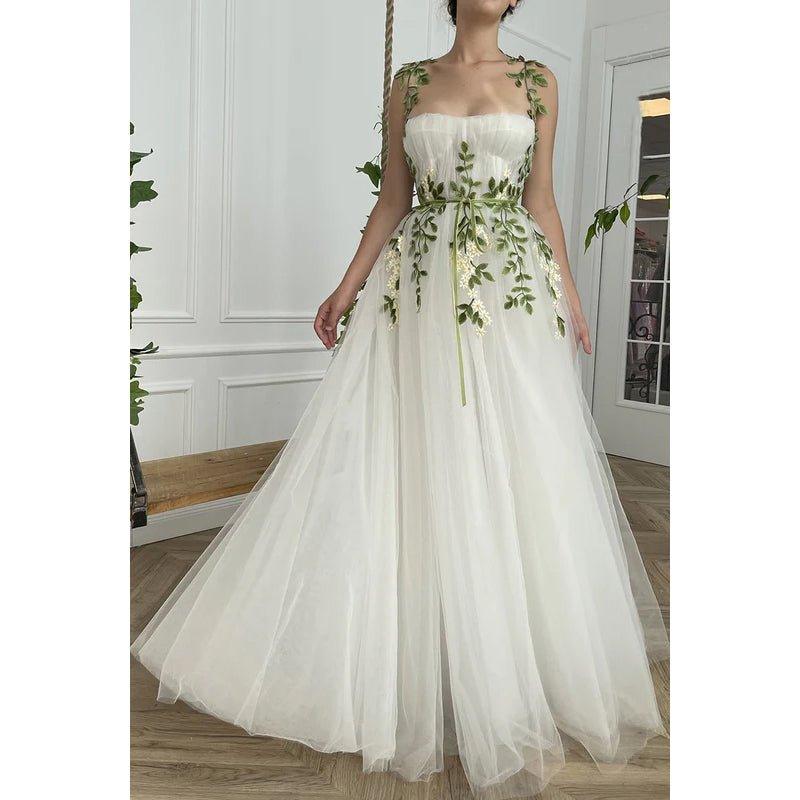 Vestido de fiesta formal sin mangas con tirantes, apliques de tul y corte en A