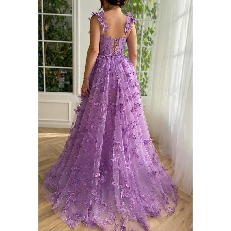 Vestido largo de fiesta de corte A con escote corazón, encaje 3D y abertura 