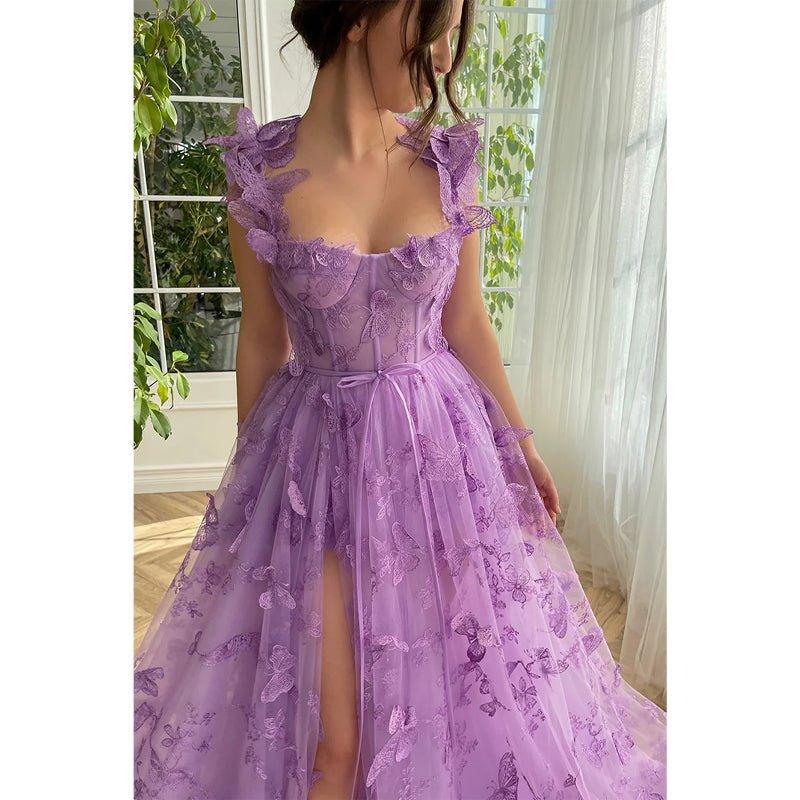 Vestido largo de fiesta de corte A con escote corazón, encaje 3D y abertura 