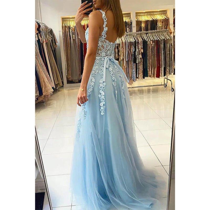 Vestido largo de fiesta con escote corazón y apliques de encaje, corte en A, elegante, para ocasiones formales. 
