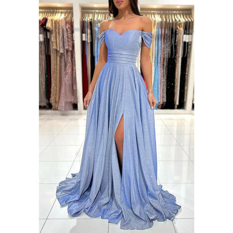 Vestido de graduación brillante de corte línea, escote corazón y abertura alta 