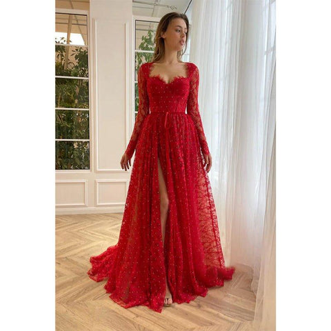 Vestido largo de fiesta rojo de encaje con escote corazón y mangas largas, corte en A