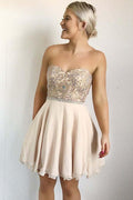 Vestido de fiesta de bienvenida corte A, escote corazón, gasa rosa perla con pedrería PD029
