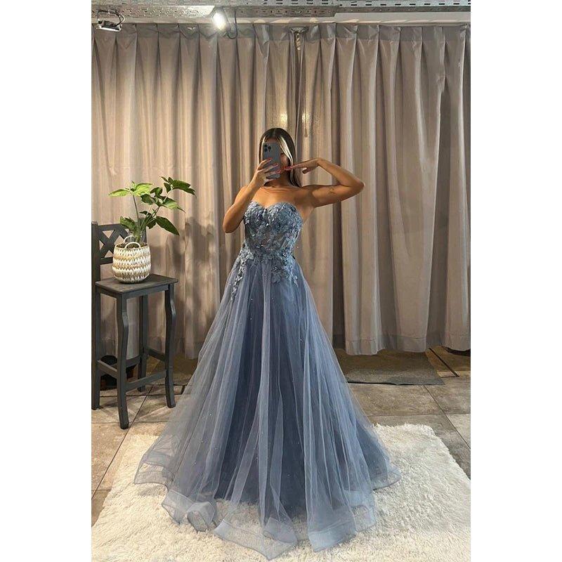 Vestido formal de noche de graduación sin mangas con apliques de tul y escote en forma de A