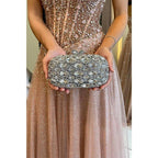 Vestido de noche formal largo de tul con cuentas y escote en forma de A 