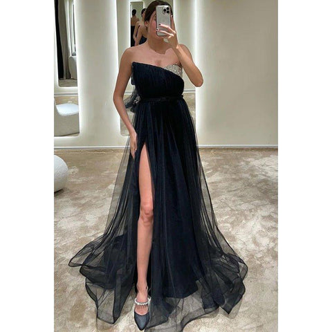 Vestido de fiesta sin mangas con escote en forma de A de tul con cuentas