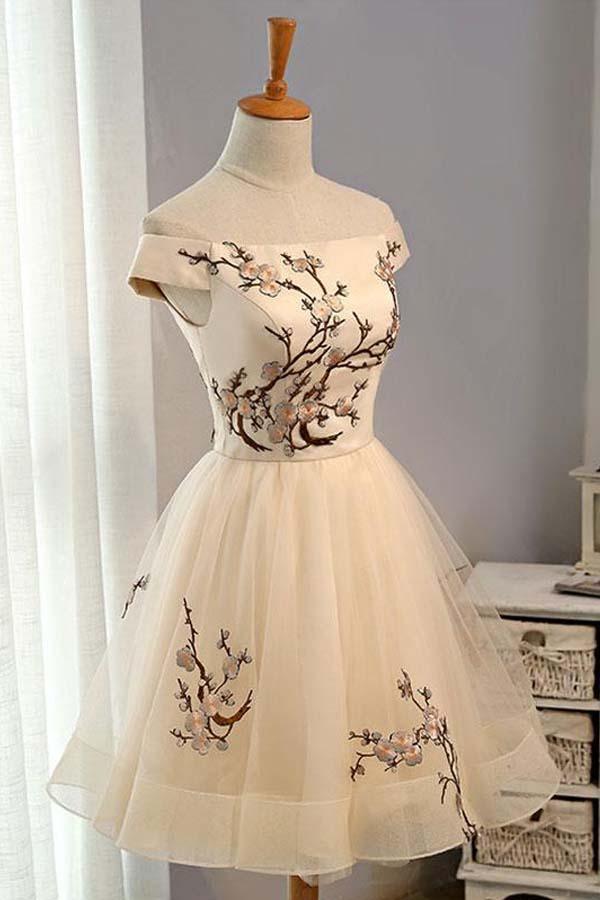 Vestido corto de tul corte A para baile de graduación o fiesta de bienvenida con bordado