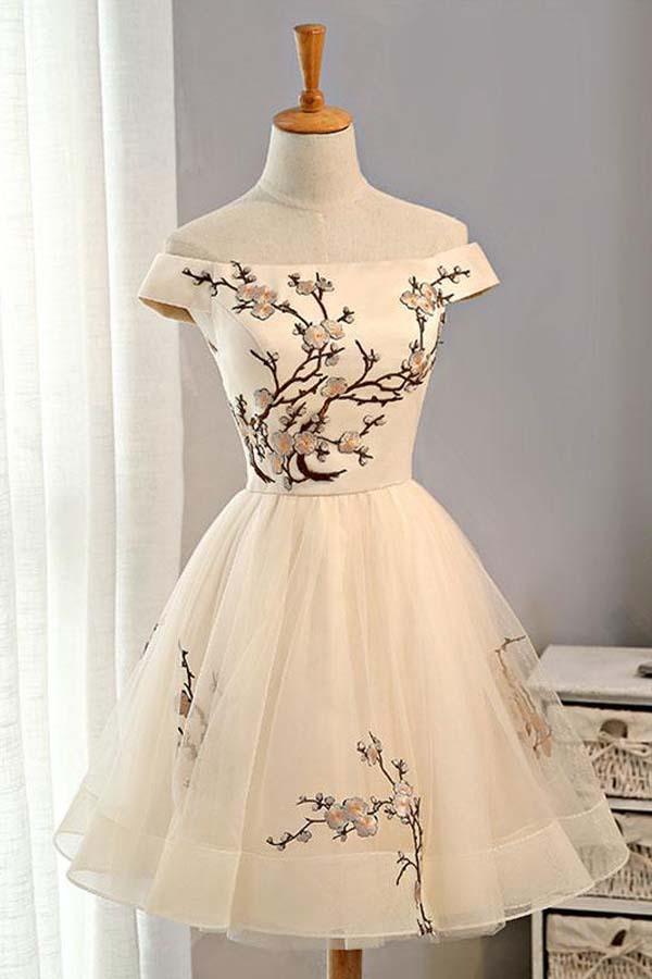 Vestido corto de tul corte A para baile de graduación o fiesta de bienvenida con bordado