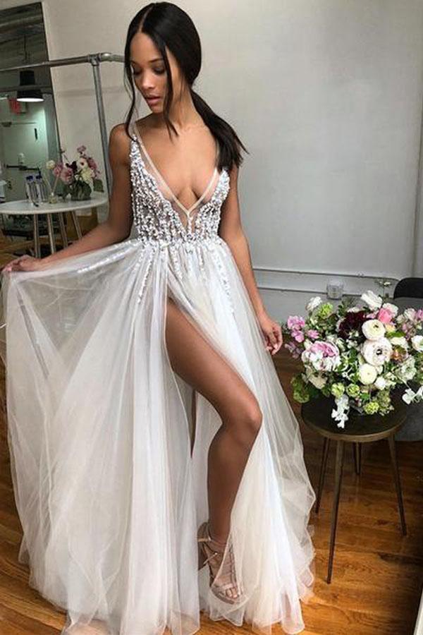 Vestido de novia de corte A, escote en V, espalda descubierta, tul con cuentas, color marfil, modelo WD437 