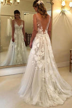 Robe de mariée trapèze, col en V, dos nu, traîne balayée et appliques WD394