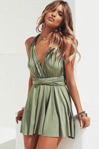 Vestido corto verde convertible de corte en A con escote en V para baile de bienvenida