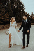 Robe de mariée longue en mousseline, coupe trapèze, col en V, ornée d'appliqués floraux WD340
