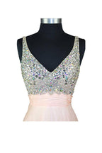 Vestido de fiesta formal de gasa con escote en V y corte en A con pedrería PG257