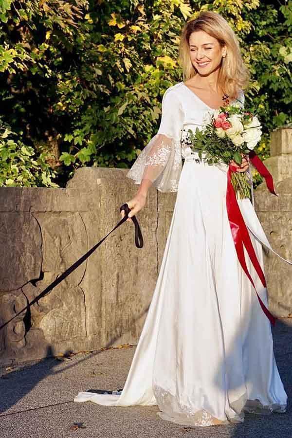 Vestido de fiesta de boda de satén con encaje, corte en A, escote en V y mangas largas WD312