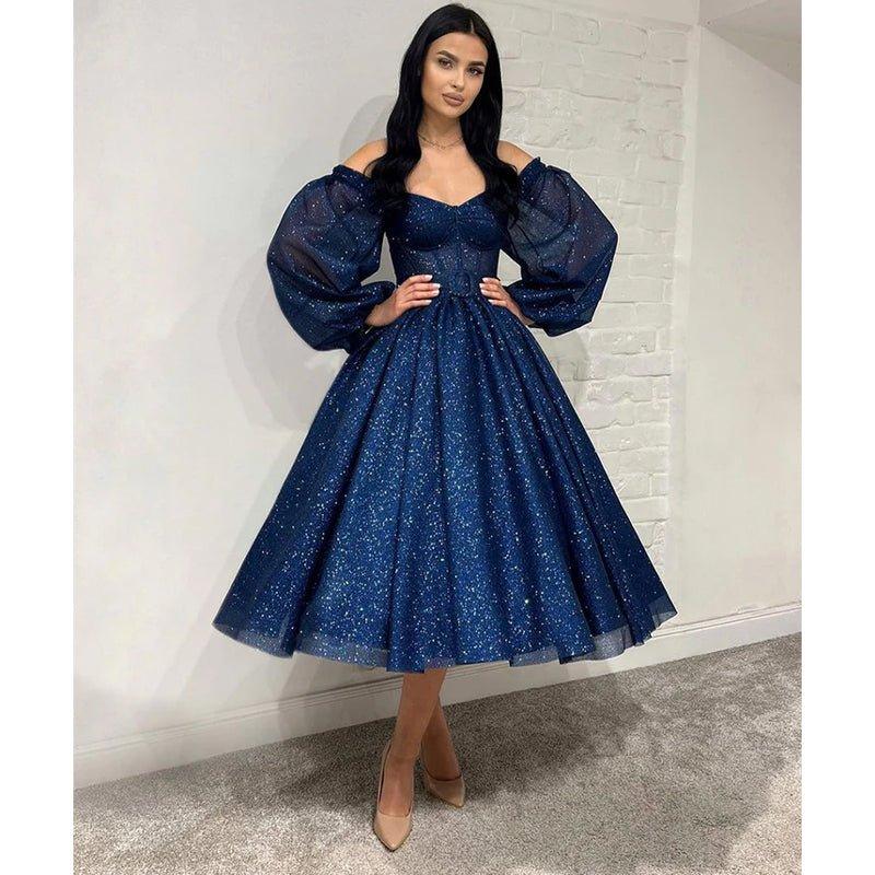 Vestido de graduación corto brillante de manga larga con escote en V y corte en A 