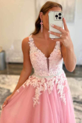 Robes de bal longues roses en tulle et dentelle, coupe trapèze, col en V, dos nu et perles, idéales pour les remises de diplômes.
