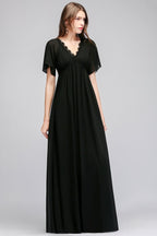 Robe de demoiselle d'honneur longue en mousseline noire, coupe trapèze, col en V, manches courtes, col en V.