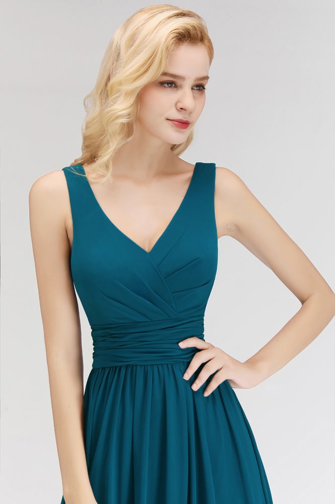 Vestido de dama de honor de gasa con volantes, sin mangas, escote en V y corte en A
