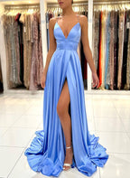 Robe de bal longue simple en satin sans manches à col V et fente, coupe trapèze, col en V et fente