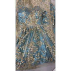 Vestido de fiesta largo de tul con lentejuelas y escote en V en forma de A y abertura