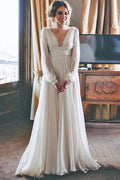 Vestido de novia playero de gasa, corte en A, escote en V, cola de barrido y mangas WD389
