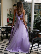 Vestido largo de noche formal de dos piezas, corte en A, escote en V y abertura alta, con escote en V y corte en A.