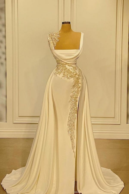 Vestido de fiesta de corte A con tirantes anchos, escote cuadrado, bordado con cuentas y abertura lateral.