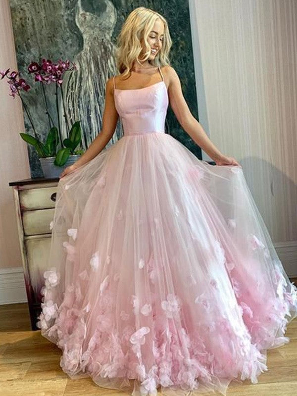 Vestidos de graduación sin mangas hasta el suelo, corte en A/elegante, con apliques de tul y escote barco.