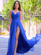 Vestidos de graduación sin mangas de gasa con tirantes finos fruncidos y corte en A/elegante