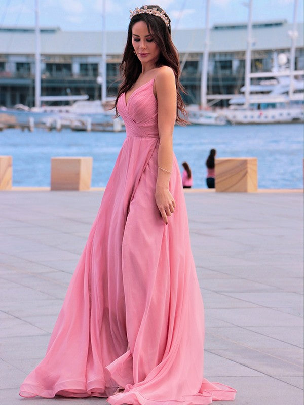 Vestidos de graduación sin mangas de gasa con tirantes finos fruncidos y corte en A/elegante