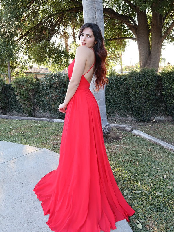 Vestidos de graduación elegantes de corte A, de gasa, con tirantes finos, volantes, sin mangas y hasta el suelo
