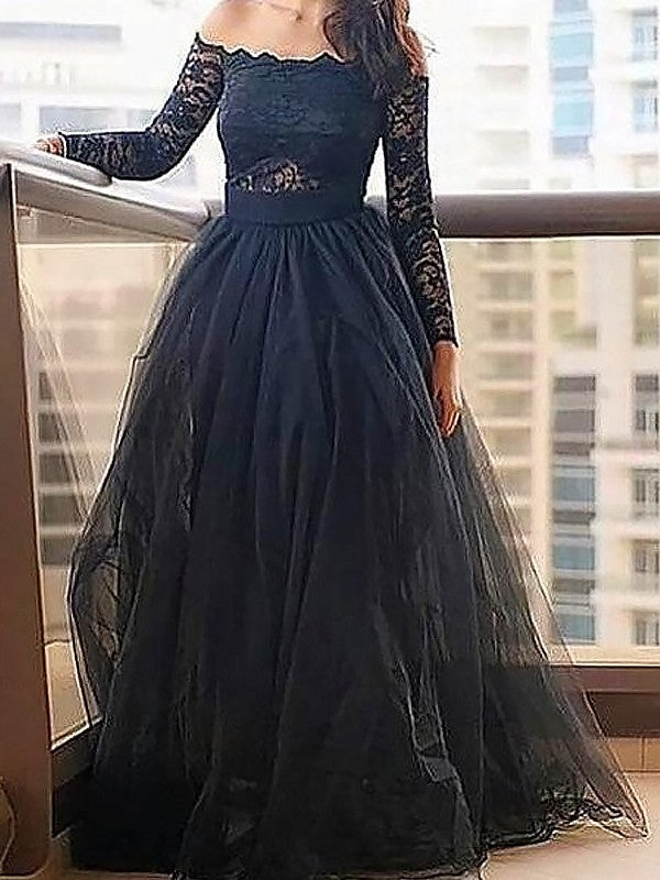 Vestidos de graduación de tul hasta el suelo, corte en A/elegantes, con mangas largas y encaje, con hombros descubiertos.
