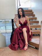 Vestidos de fiesta de satén sin mangas con escote en V, corte en A y elegantes volantes