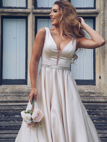 Vestidos de graduación sin mangas con escote en V, corte en A/elegantes, de satén con cuentas.