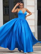 Vestidos de graduación elegantes de satén con volantes, escote corazón y sin mangas, corte en A y hasta el suelo