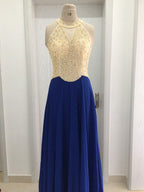 Vestidos de graduación de gasa con cuentas, sin mangas, corte en A/elegante escote redondo