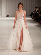 Vestidos de fiesta de organza hasta el suelo, corte en A/elegante, sin mangas, de manga corta.