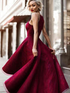 Vestidos de fiesta de encaje asimétricos con volantes y joyas, corte en A/elegantes, sin mangas y sin mangas