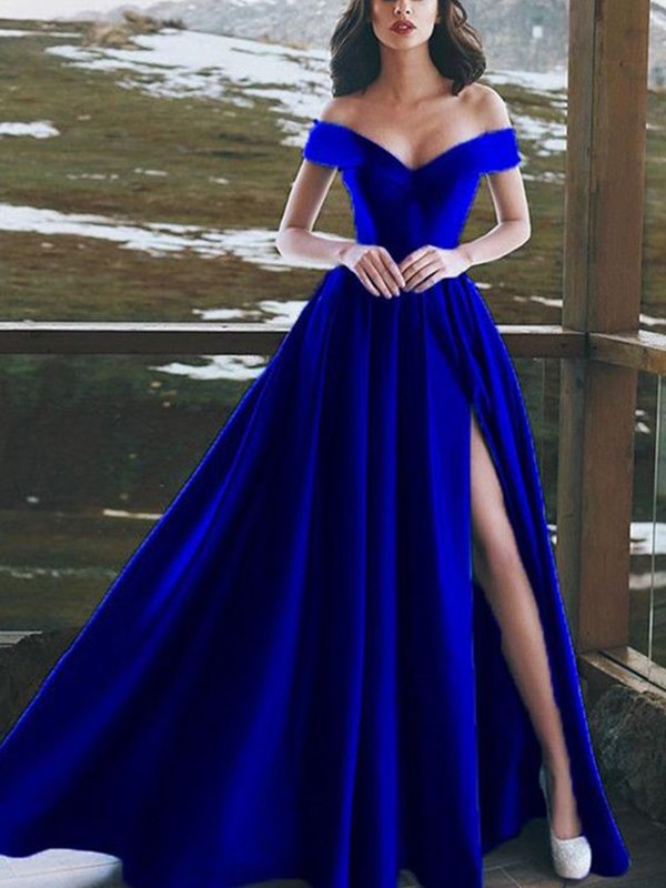 Vestidos de graduación de satén con volantes, corte en A, elegantes, sin mangas, con hombros descubiertos y largo hasta el suelo.