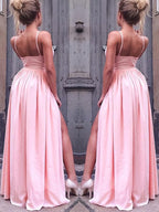 Vestidos de graduación de corte A/elegantes sin mangas con tirantes, largos hasta el suelo, de satén tipo seda fruncido.