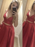Vestidos de graduación de dos piezas de corte A/elegantes, sin mangas, con escote en V y largo hasta el suelo, de satén.